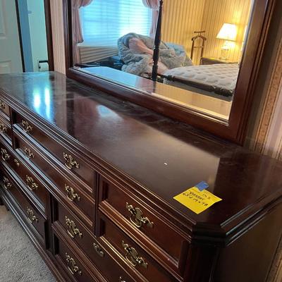 Americana dresser with mirror