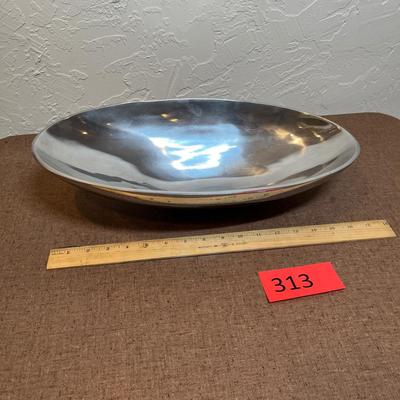 Polished oval aluminum bowl
