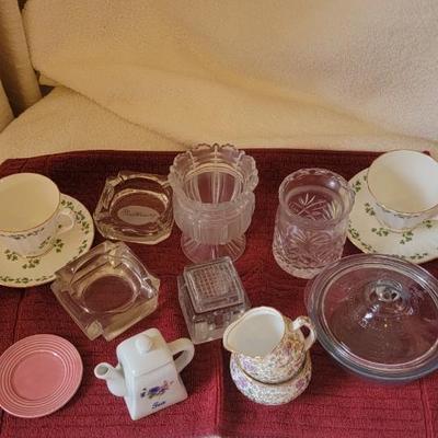DR23 Duchess cups saucers, ashtrays, misc