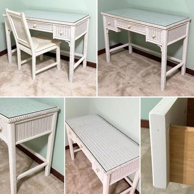 HENRY LINK ~ Five (5) Piece Wicker Queen / Full Bedroom Suite ~ *Read Details