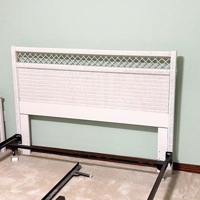 HENRY LINK ~ Five (5) Piece Wicker Queen / Full Bedroom Suite ~ *Read Details