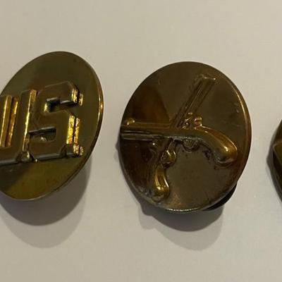 Set of 10 WW2 US Military pins #1