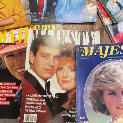 30 British Royal Family Magazines