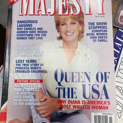 30 British Royal Family Magazines