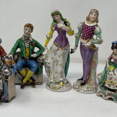 Vintage Lot of 5 Colonial Japan figurines