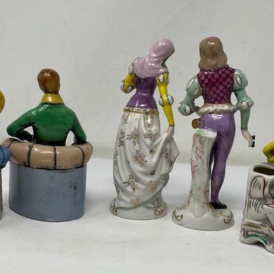 Vintage Lot of 5 Colonial Japan figurines
