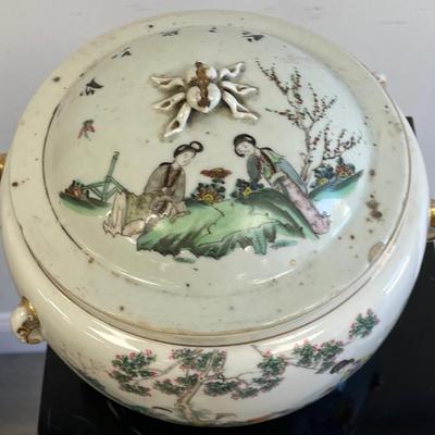 Qing Dynasty Republic Chinese Dish with Cover
