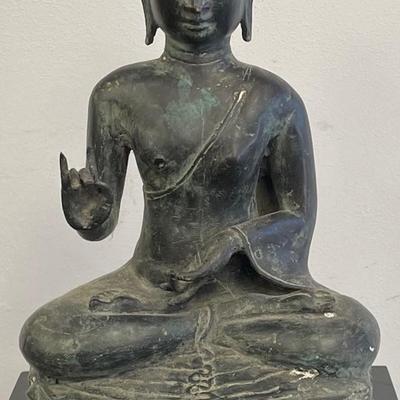 Antique Bronze Sitting Buddha