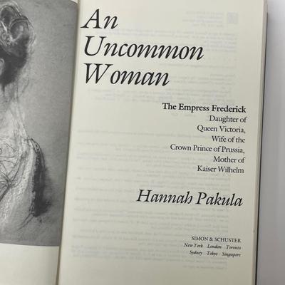 An Uncommon Woman, Hannah Pakula
