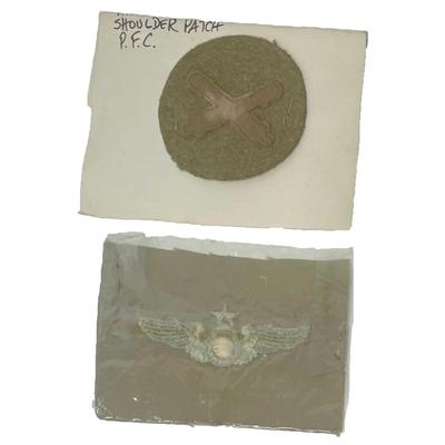 WWII Wing bomb cloth embroidered in Khaki and WWI US Military Army field artillery patch