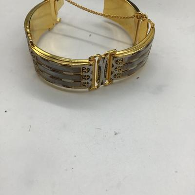 Locket bracelet