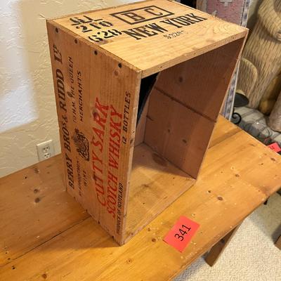 Cutty Sark Scotch box