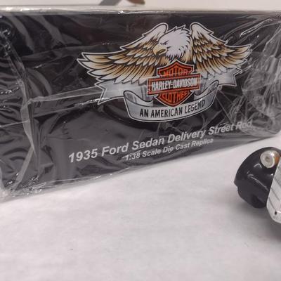 Harley-Davidson 1935 Ford Delivery Die Cast Street Rod with Box (#6)