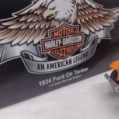 Harley-Davidson 1934 Oil Tanker Die Cast with Box (#8)