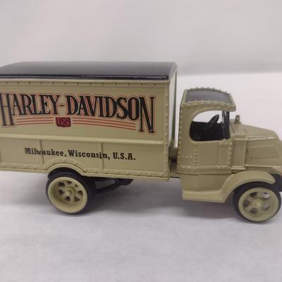 Harley-Davidson 1926 Mack Delivery Truck Die Cast Coin Bank with Box (#12)