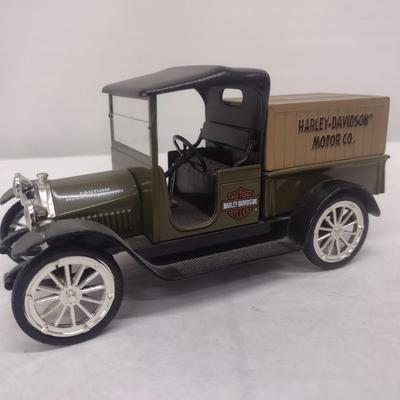 Harley-Davidson 1916 Studebaker Pickup Die Cast Coin Bank with Box (#13)