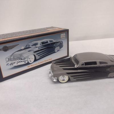 Harley-Davidson 1939 Mercury Custon Street Rod Die Cast Coin Bank with Box (#14)