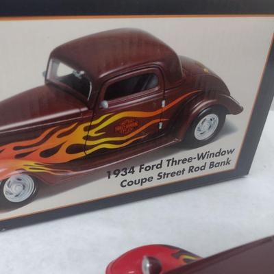 Harley-Davidson 1934 3-Window Coupe Die Cast Coin Bank with Box (#16)