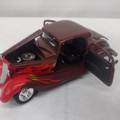 Harley-Davidson 1934 3-Window Coupe Die Cast Coin Bank with Box (#16)