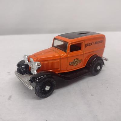 Harley-Davidson 1932 Ford Panel Truck Die Cast Coin Bank with Box (#18)