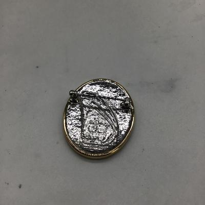 Vintage designed pin