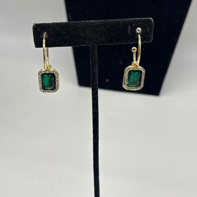 Emerald green earrings
