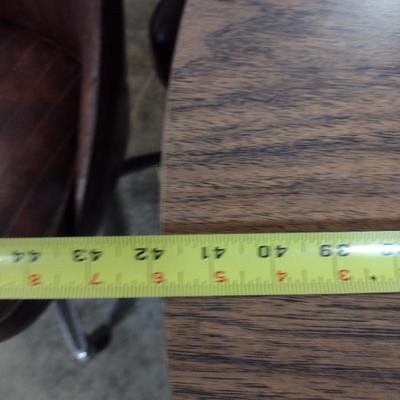 Vintage Mid-Century Laminate Wood Grain Finish Table with Four Rolling Chairs