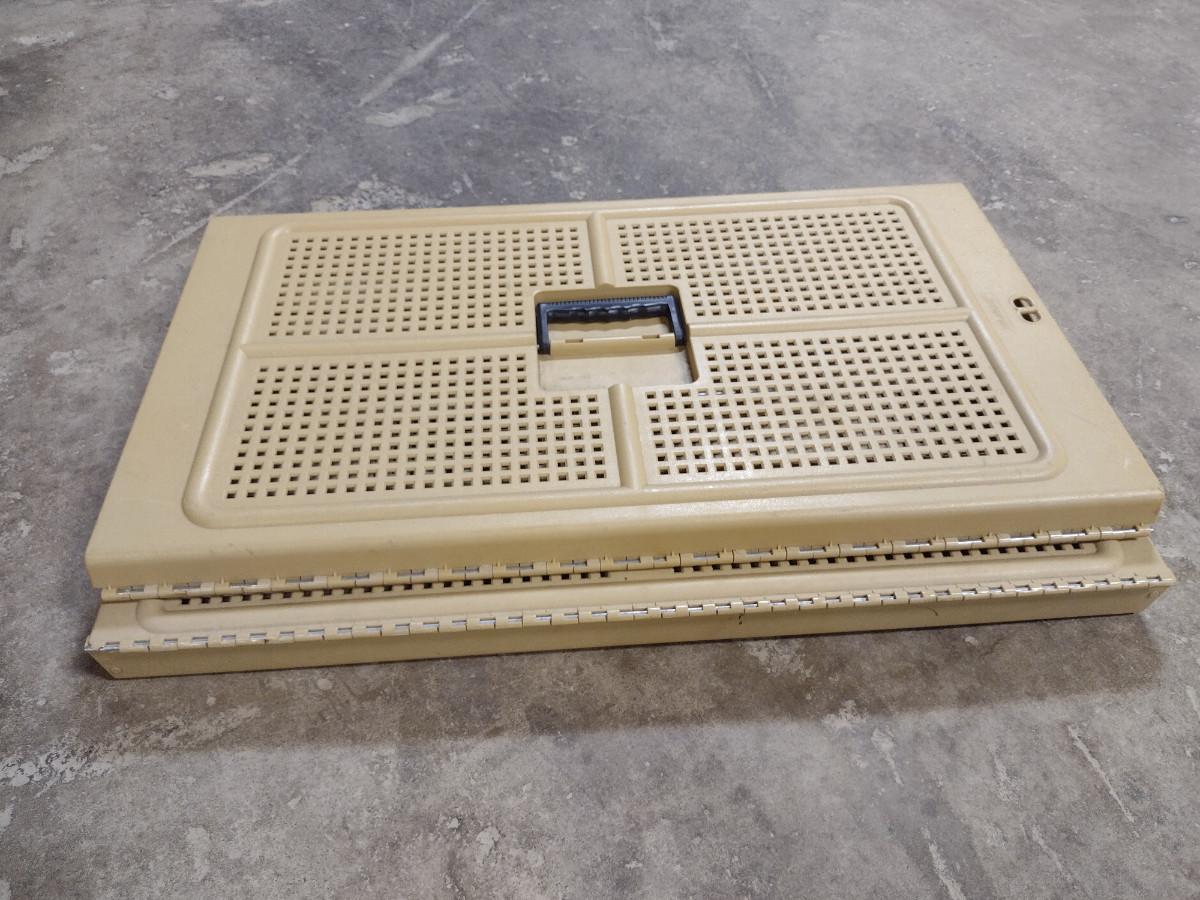 Nylabone Fold Down Dog Crate