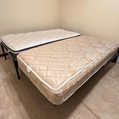 Twin Metal Bed With Trundle Bed