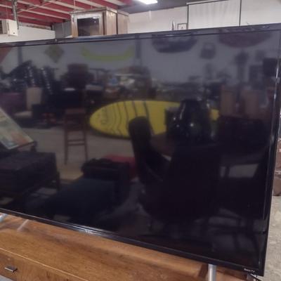 TCL Roku TV Flat Screen Television- Approx 48"- Item is in Working Condition