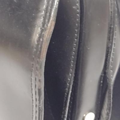 Brooks Brothers Leather Executive Carry Bag with Key