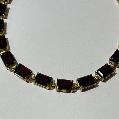 Vintage Ladies 14k Yellow Gold 8" Garnet Tennis Bracelet 6.3 Pennyweights TW in VG Preowned Condition.