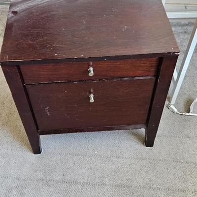 SMALL WOODEN OCCASIONAL TABLE