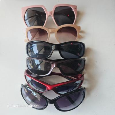 Lot of sunglasses