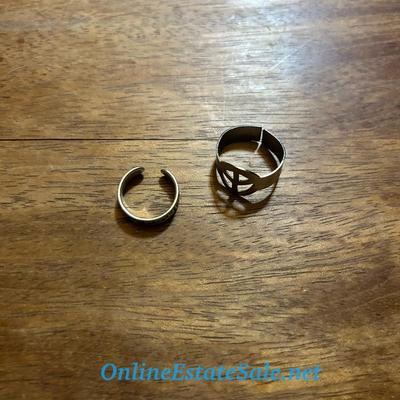 SET OF 2 SILVER ADJUSTABLE RINGS
