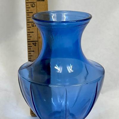 Vintage Cobalt Blue Glass Vase Floral Bouquet Decor