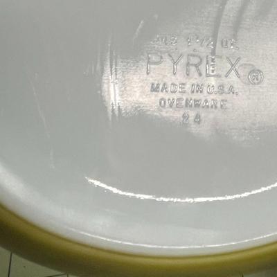 Pyrex Oval Covered Bowl
