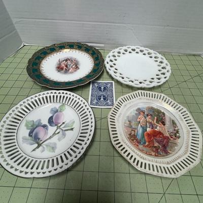 Various Printed Plates Set of 4