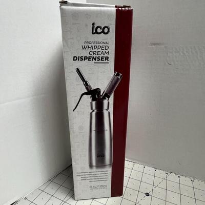 ICO Whipped Cream Dispenser with Charger