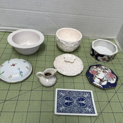 Porcelain/Ceramic Trinket Boxes