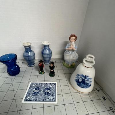 Porcelains Figurines/Glass Vases