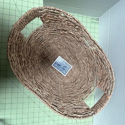 Wicker Fruit Basket Handmade Straw Wire Plastic Food Storage Container