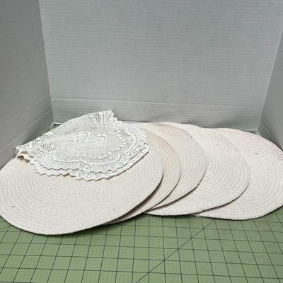 Crochet Lace & Circle Placemats