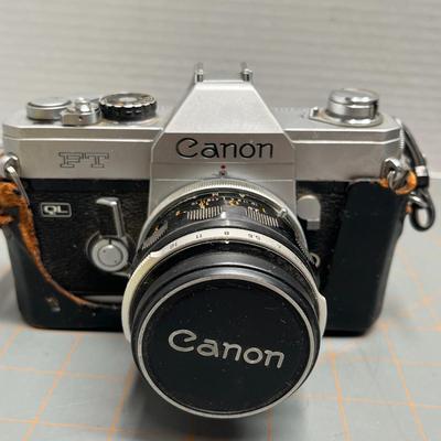 Canon FT QL 35mm Camera