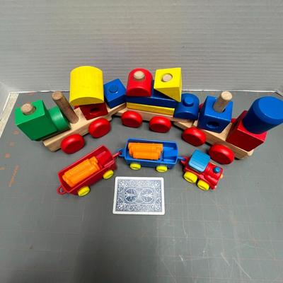 Vintage Wooden Train W/ Blocks 15 Pc Total Classic Toy & 3 Piece Plastic Train