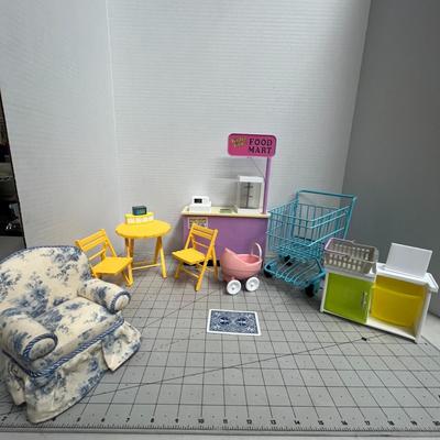 Vintage Barbie/Doll Accessories