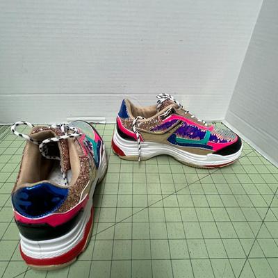 Women's multicolor sneakers