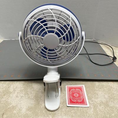  Desk Fan, Single Speed Setting