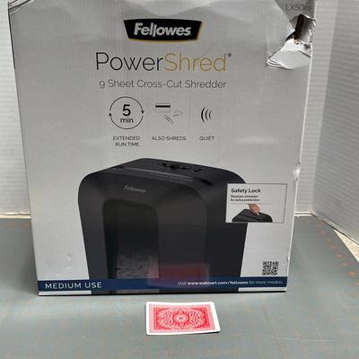 Fellowes LX 50-RS 9-Sheet Cross Cut Paper Personal Shredder
