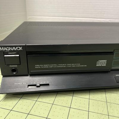 Magnavox CDB 473 Compact Disc CD Player